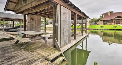 Quiet Lake Conroe Townhome w/ Water-view Deck