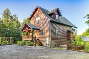 House (3 Bedrooms) | Interior - Secluded Smoky Mountain Cabin w/ Theater & Hot Tub (Sevierville)