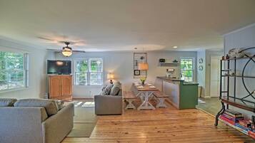 Cottage (2 Bedrooms) | Interior