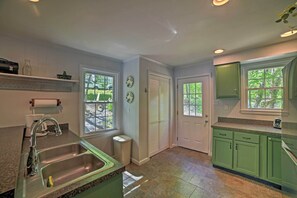 Cottage (2 Bedrooms) | Interior