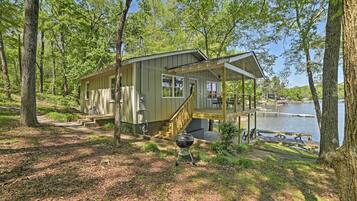 Cottage (2 Bedrooms) | Interior