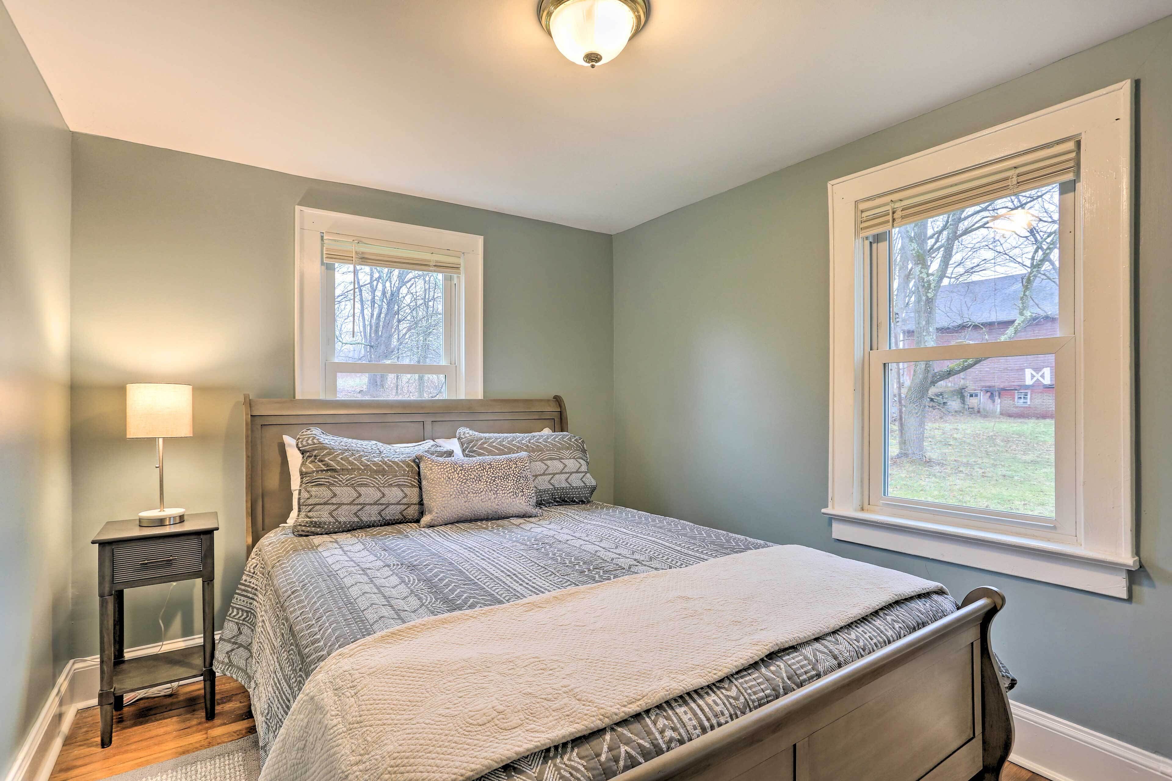 House (2 Bedrooms) | Interior