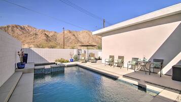 House (3 Bedrooms) | Front of property
