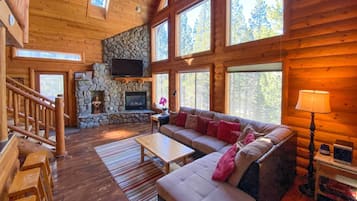 House (3 Bedrooms) | Front of property