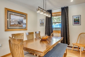 Apartment (2 Bedrooms) | Interior - Riverfront Lincoln Condo w/ Patio + Pool Access! (Lincoln)