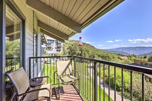 Apartment (3 Bedrooms) | Interior - Tasteful Snowmass Escape < 1 Mi to Slopes! (Snowmass Village)