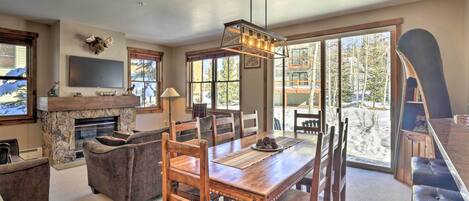 Apartment (2 Bedrooms) | Front of property