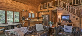 Alluring Nisswa Cabin on Gull Lake w/ Fireplace!