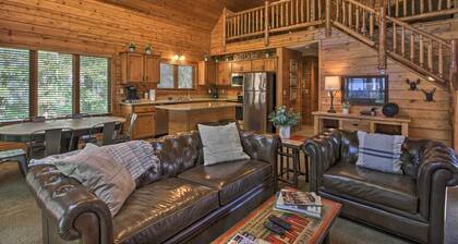Alluring Nisswa Cabin on Gull Lake w/ Fireplace!