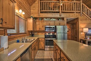 單棟房屋 (3 Bedrooms) | 內部