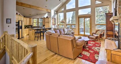 Ski-in/out Breckenridge Gem w/ Hot Tub!