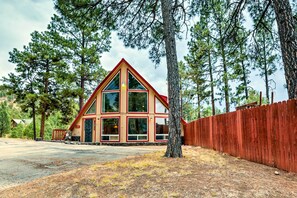 House (4 Bedrooms) | Interior - A-frame Ruidoso Retreat w/ Deck, Grill & Views! (Ruidoso)