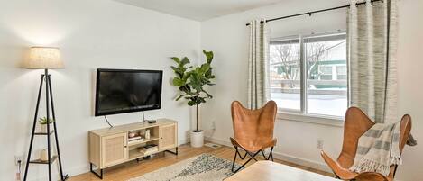 House (2 Bedrooms) | Interior