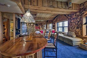 Interior - Sugar Mountain Resort Condo w/ Pool Table & Views! (Banner Elk)