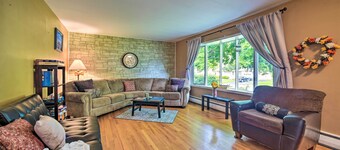 Albany Home w/ Fenced Yard & Patio - Pets Welcome!