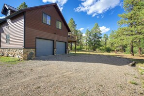 House (5 Bedrooms) | Interior - Spacious & Quiet Pagosa Springs Cabin w/ Deck! (Pagosa Springs)