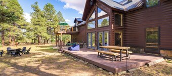 넓고 조용한 파고사 스프링스 캐빈 w/ 데크!