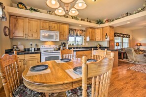 House (3 Bedrooms) | Interior - Cozy Ski Cabin w/ Deck Near Taos Ski Valley! (San Cristobal)