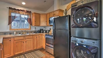 Apartment (0 Bedroom) | Interior