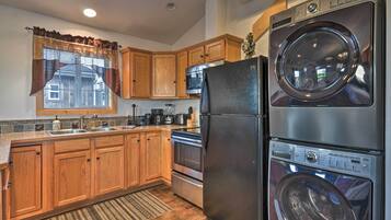 Apartment (0 Bedroom) | Interior