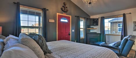 Apartment (0 Bedroom) | Interior