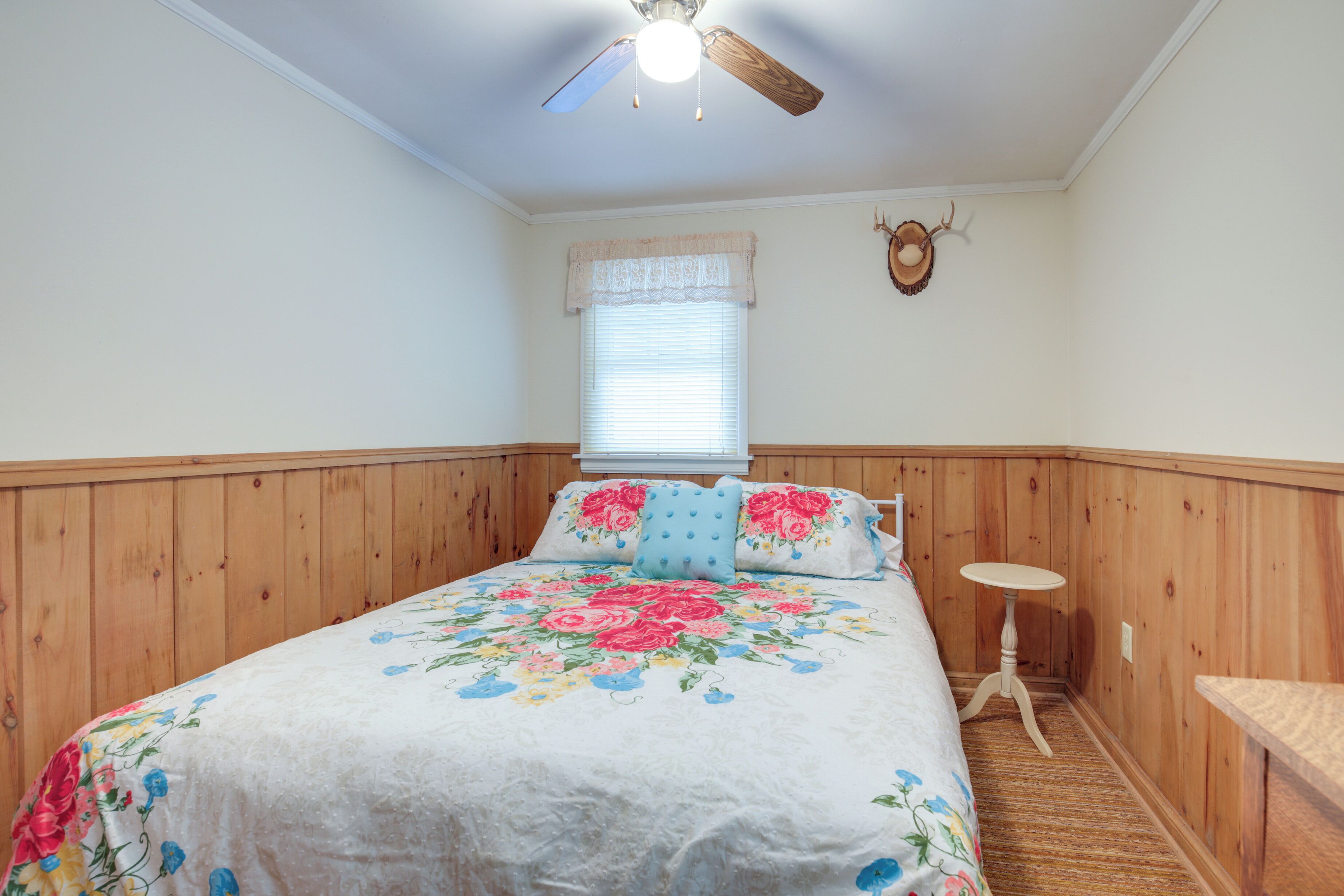 Cottage (2 Bedrooms) | Interior