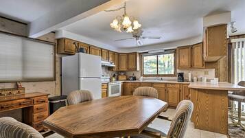 Cottage (2 Bedrooms) | Interior