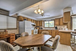 Cottage (2 Bedrooms) | Interior