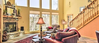 Expansive Angel Fire Retreat: 1 Mi to Fishing!