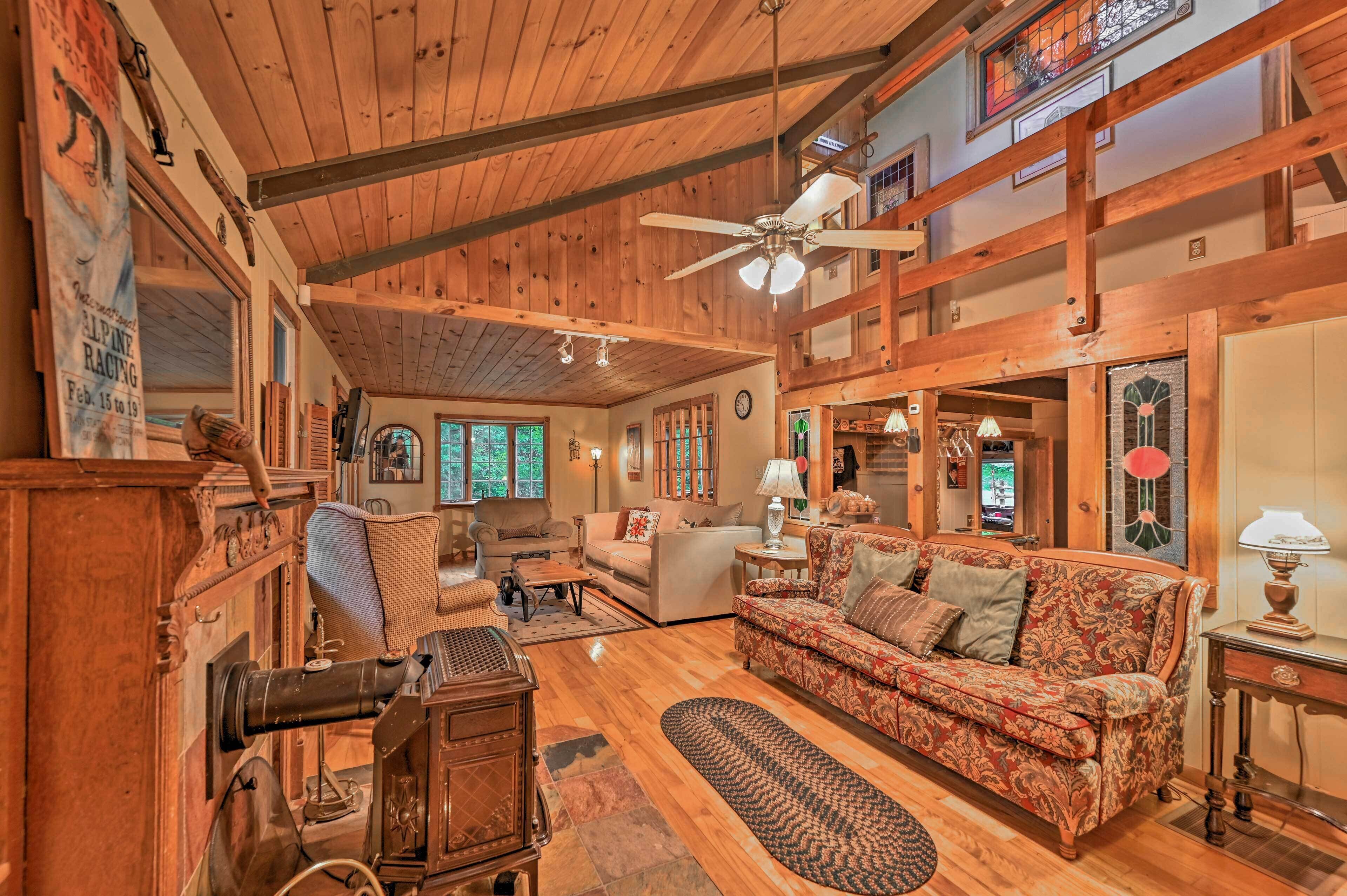 House (3 Bedrooms) | Interior