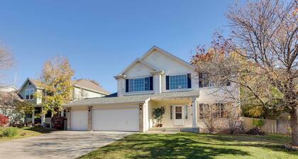 Spacious Thornton Home: 15 Mi to Downtown Denver!