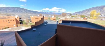 3 Bedroom Townhome in Osoyoos with lake views! XI