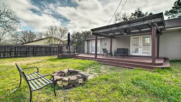 House (2 Bedrooms) | Front of property