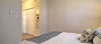 Bright South Florida Getaway Near Parks & Bay