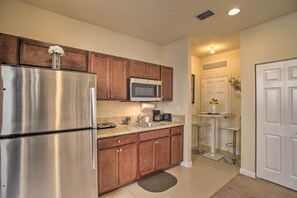 House (1 Bedroom) | Interior - Bright South Florida Getaway Near Parks & Bay (Princeton)