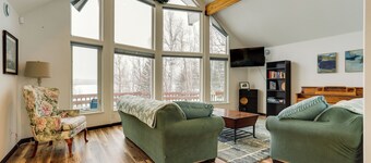 Spacious Wasilla Home ~ 1 Mi to Boat Launch!