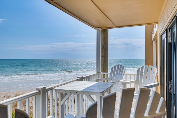 Apartment (2 Bedrooms) | Front of property