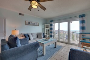 Apartment (2 Bedrooms) | Interior - Steps to the Beach: Oceanfront Condo w/ Lanai! (Sneads Ferry)