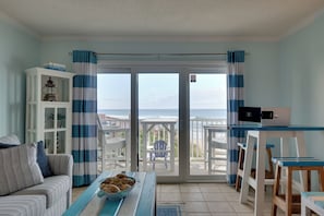 Apartment (2 Bedrooms) | Interior - Steps to the Beach: Oceanfront Condo w/ Lanai! (Sneads Ferry)