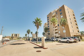 Apartment (0 Bedroom) | Interior - South Padre Island Vacation Rental Near Beach! (South Padre Island)