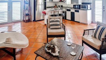 House (1 Bedroom) | Interior