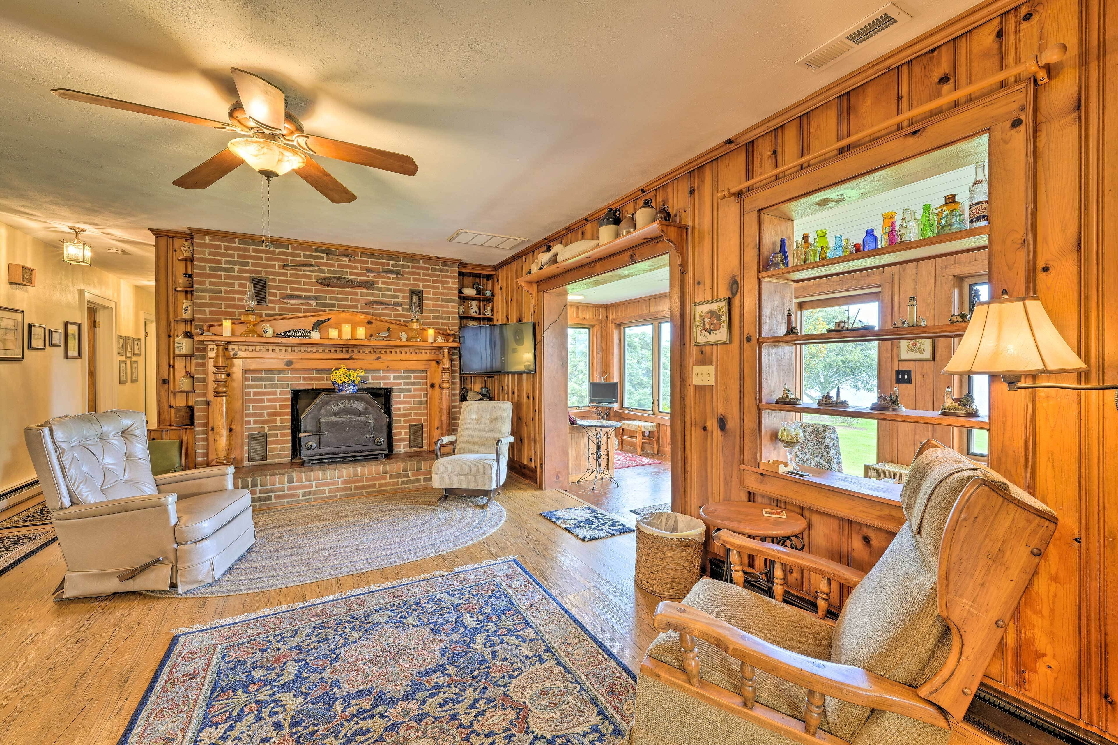 House (4 Bedrooms) | Interior