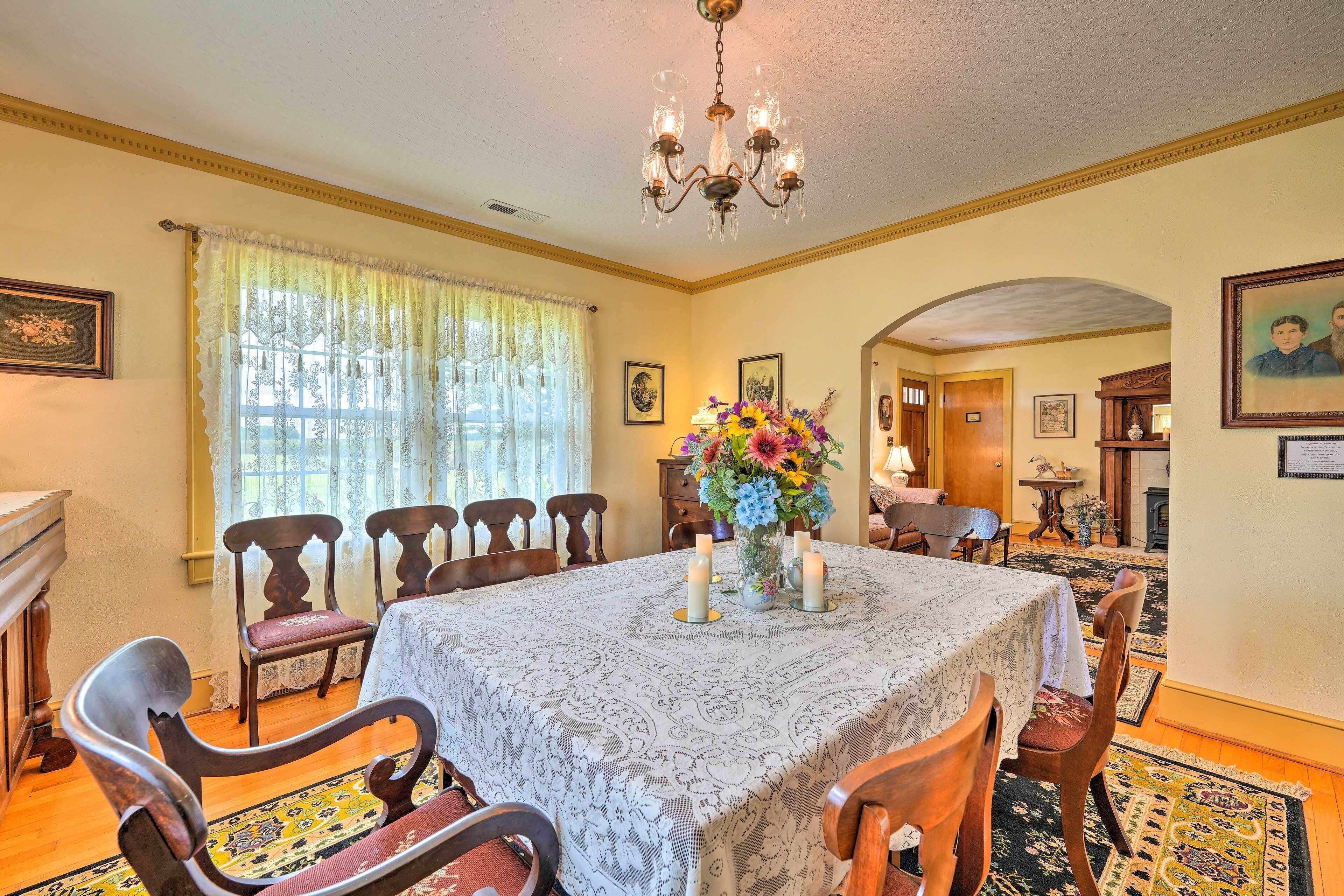 House (4 Bedrooms) | Interior