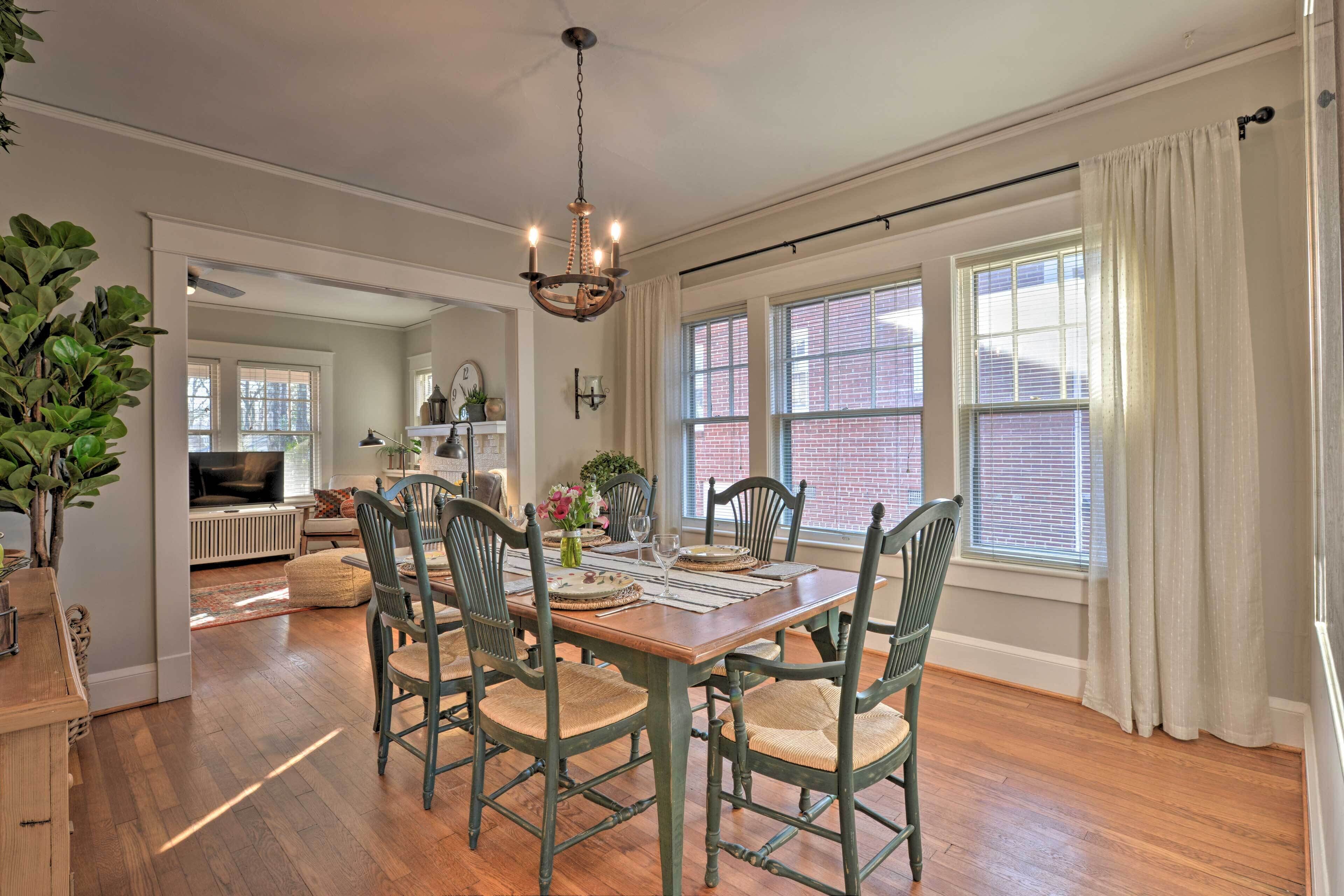 House (2 Bedrooms) | Interior