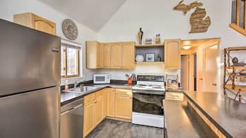 Cottage (2 Bedrooms) | Interior