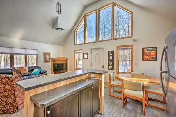 Cottage (2 Bedrooms) | Interior