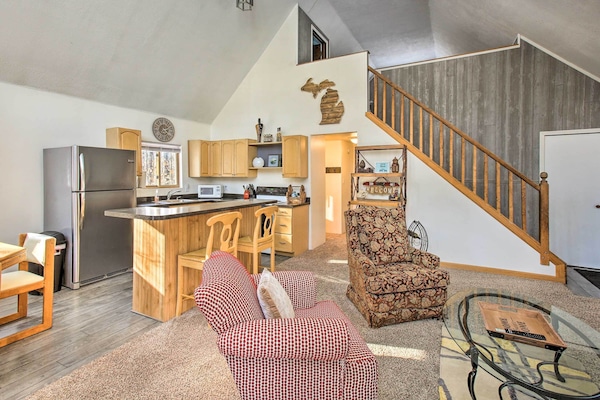 Cottage (2 Bedrooms) | Interior