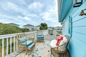House (2 Bedrooms) | Interior - 1 Mi to Marina: Cozy Angler's Cottage in Rockport (Rockport)