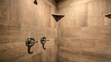 Hus (2 Bedrooms) | Innvendig