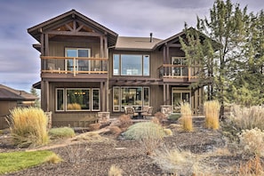 House (4 Bedrooms) | Front of property